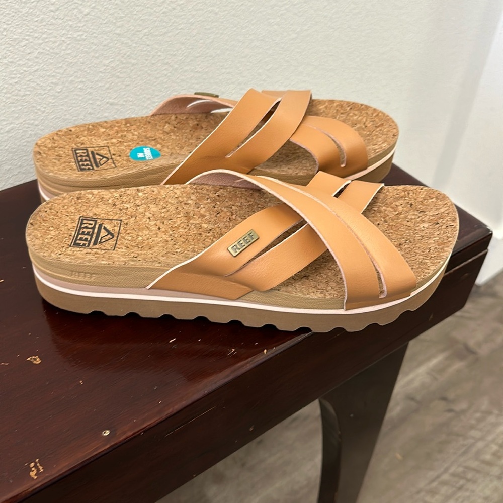 REEF Cushion Bloom Hi Slides - Women's